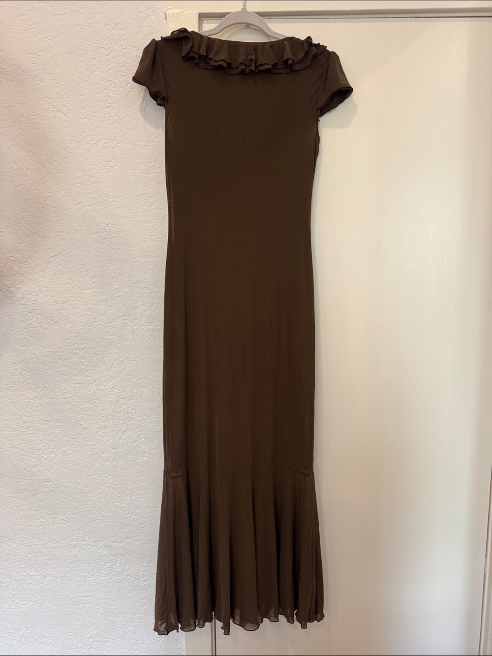 Reformation Chocolate Brown Ruffle V-Neck Maxi Dress - Picture 2 of 3